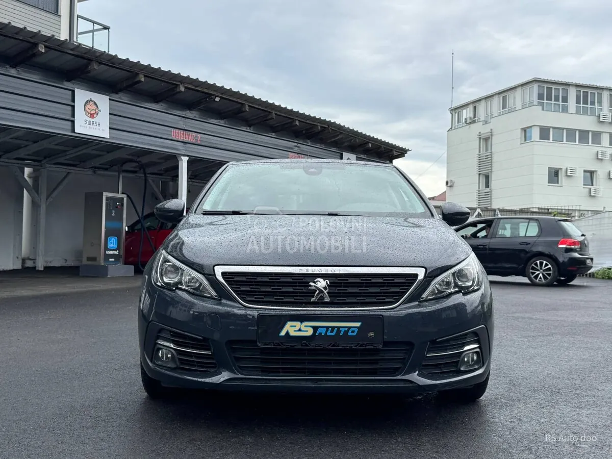 Peugeot 308 2020 photo 3
