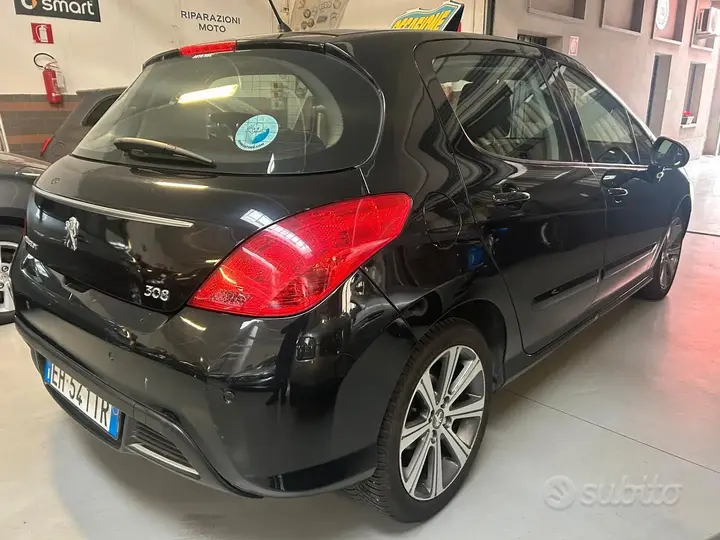 Peugeot 308 2011 photo 3