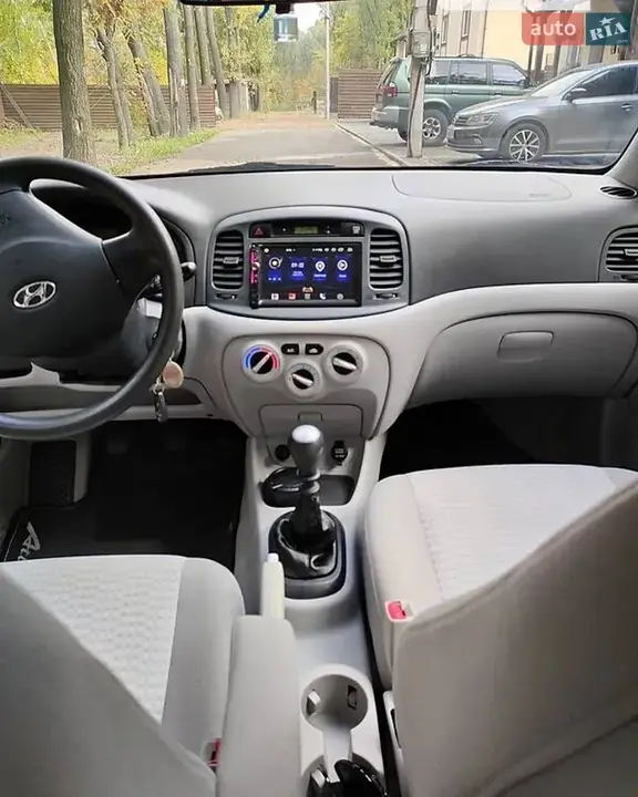 Hyundai Accent 2007 photo 3