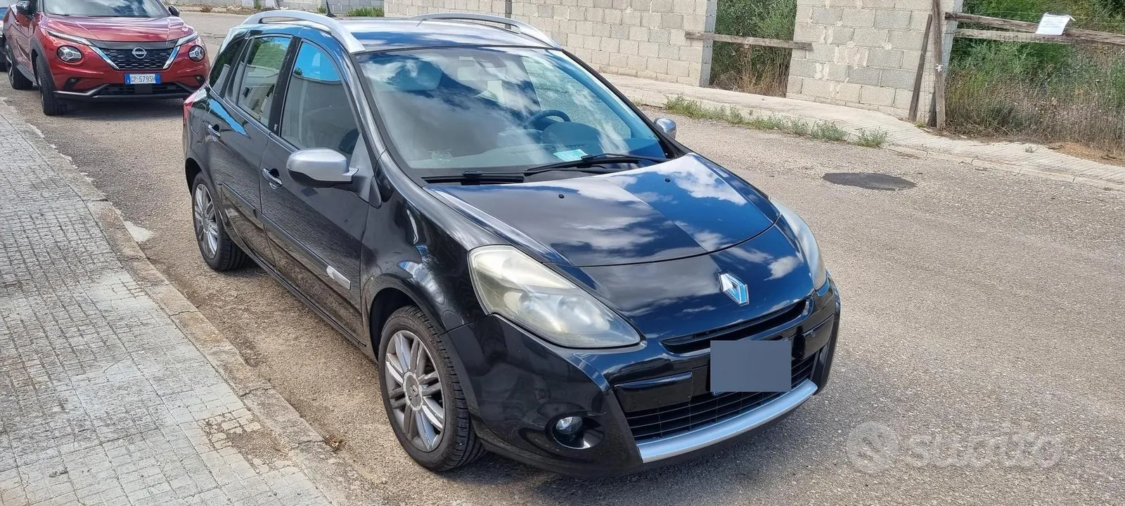 Renault Clio 2010 photo 4