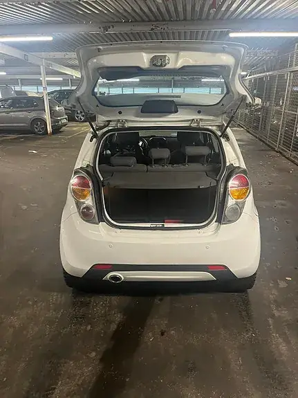 Chevrolet Spark 2011 photo 4