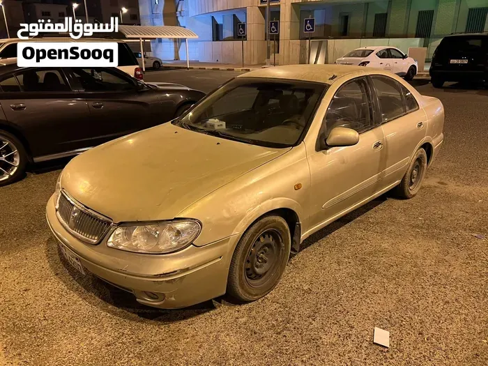 Nissan Sunny 2005 photo 2