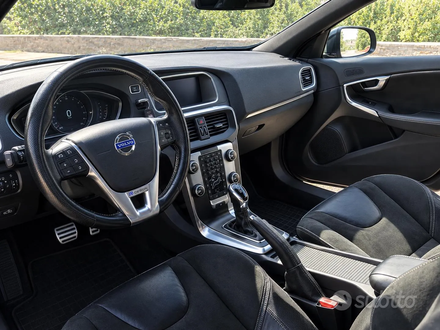 Volvo V40 2014 photo 3