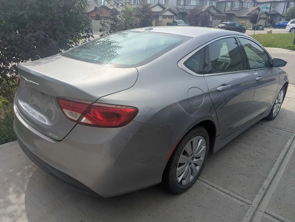 Chrysler 200 2015 photo 4