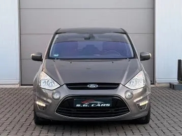 Ford S-Max 2012 photo 3