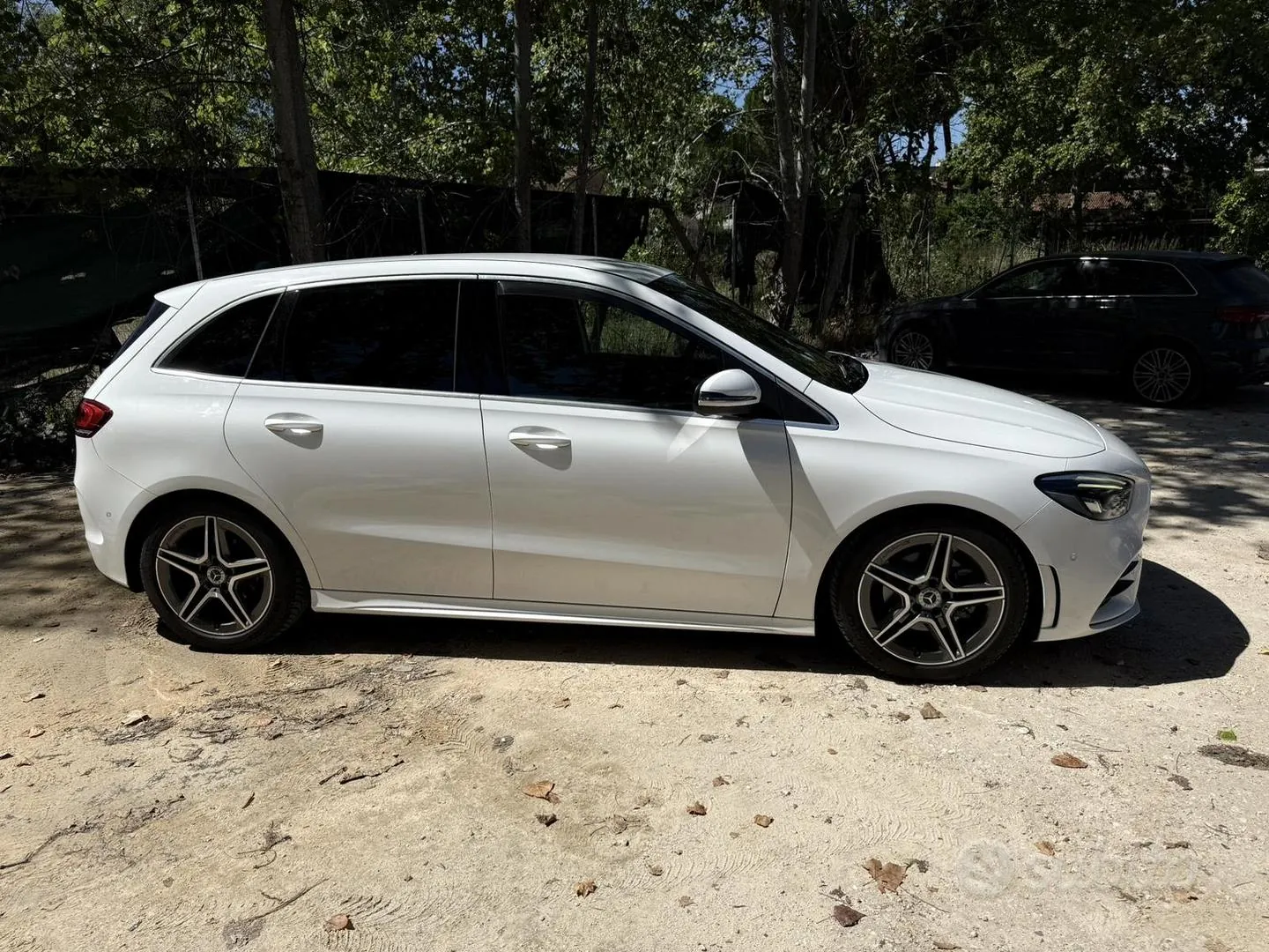 Mercedes-Benz B-Class 2020 photo 3