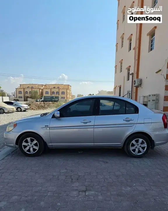 Hyundai Accent 2011 photo 4