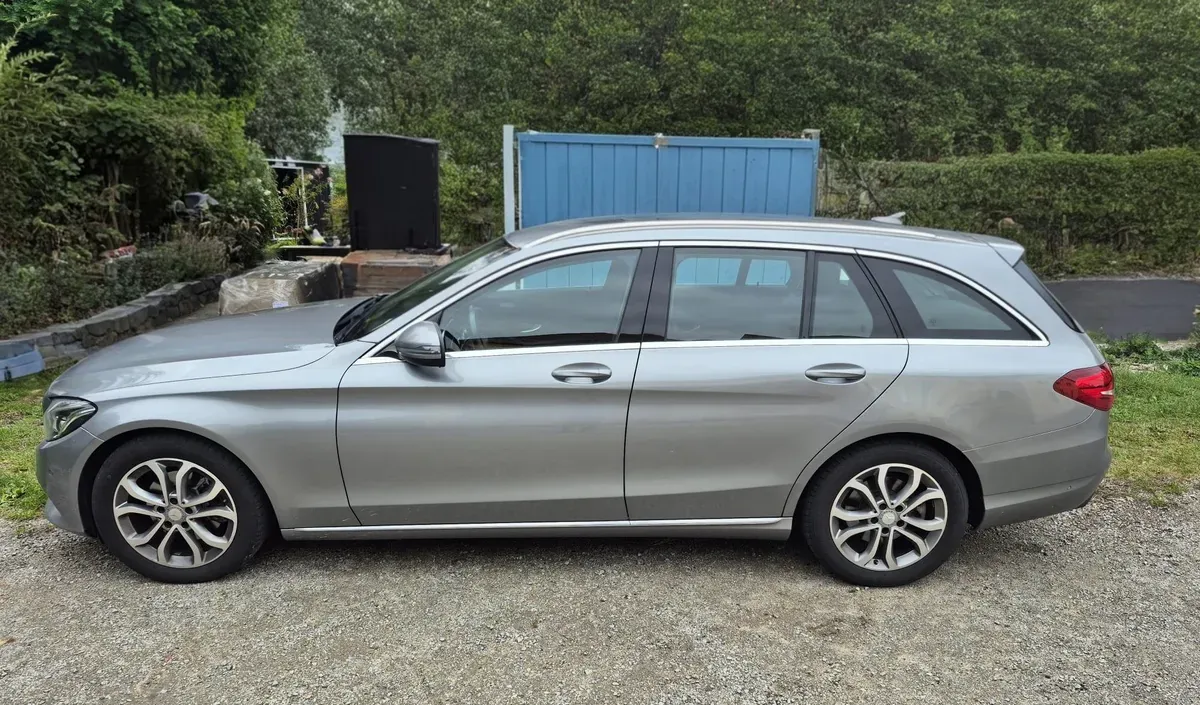 Mercedes-Benz C-Class 2015 photo 3