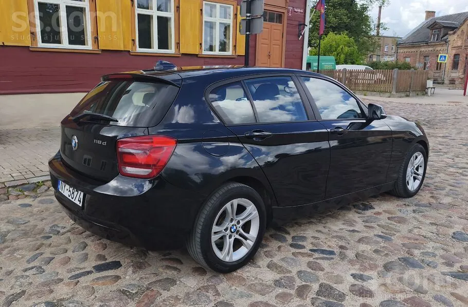 BMW 116 2011 photo 3