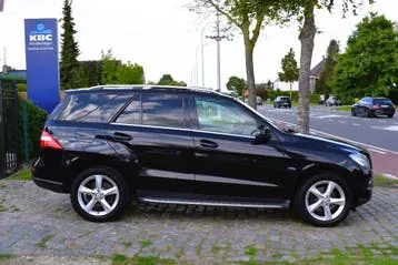 Mercedes-Benz Ml 250 Bluetec 2012 photo 3