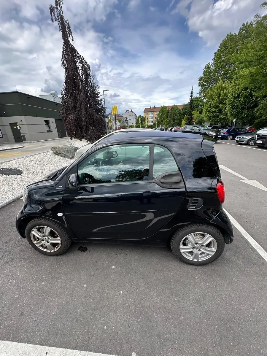 Smart Fortwo 2016 photo 2