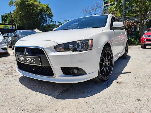 Mitsubishi Lancer
