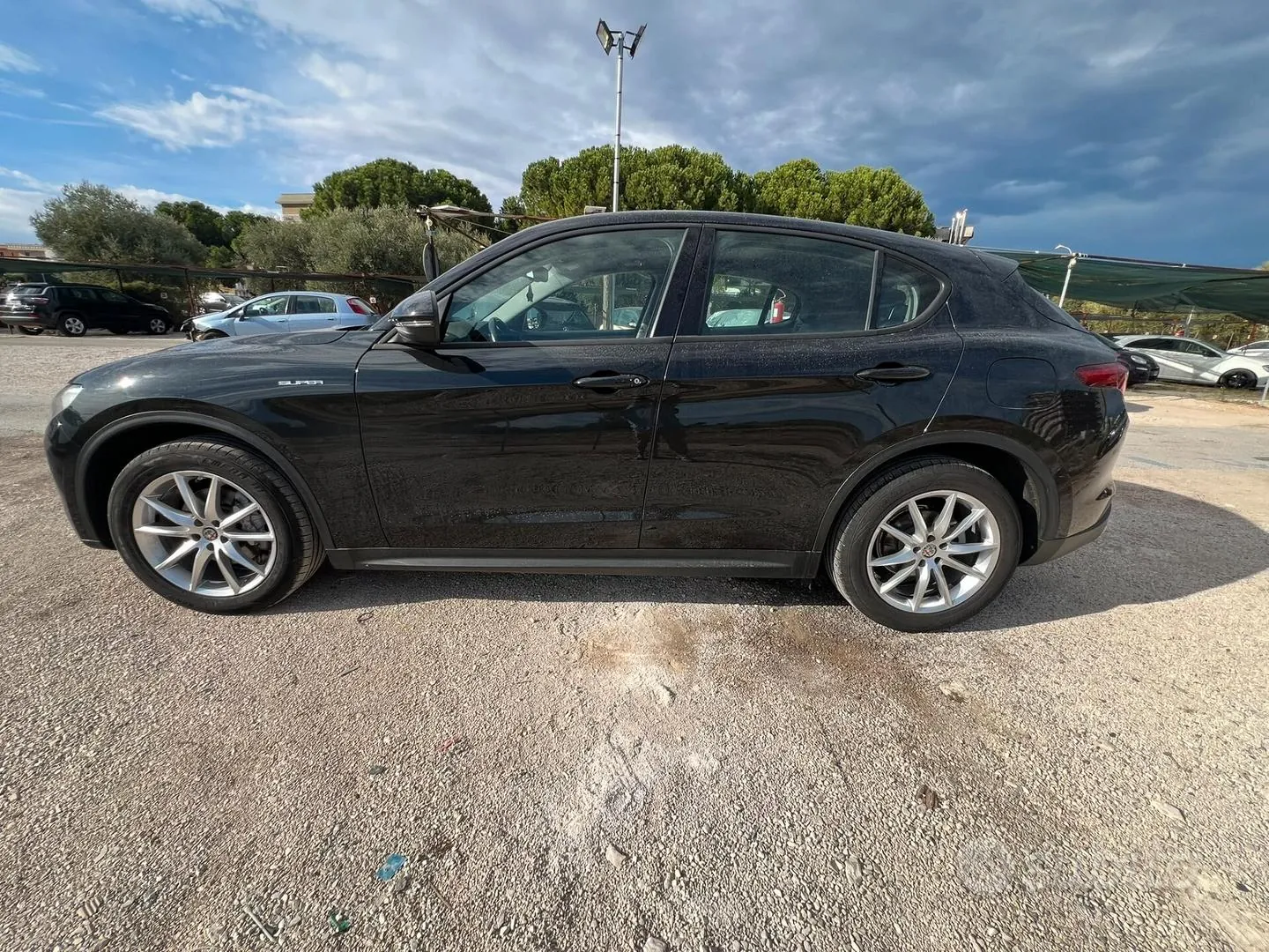 Alfa Romeo Stelvio 2021 photo 2