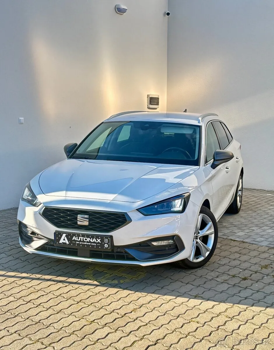Seat Leon 2022 photo 2