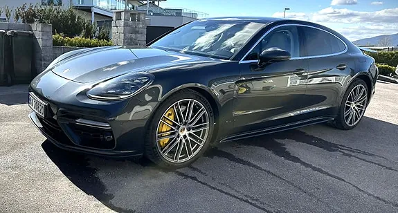 Porsche Panamera 2019 photo 2