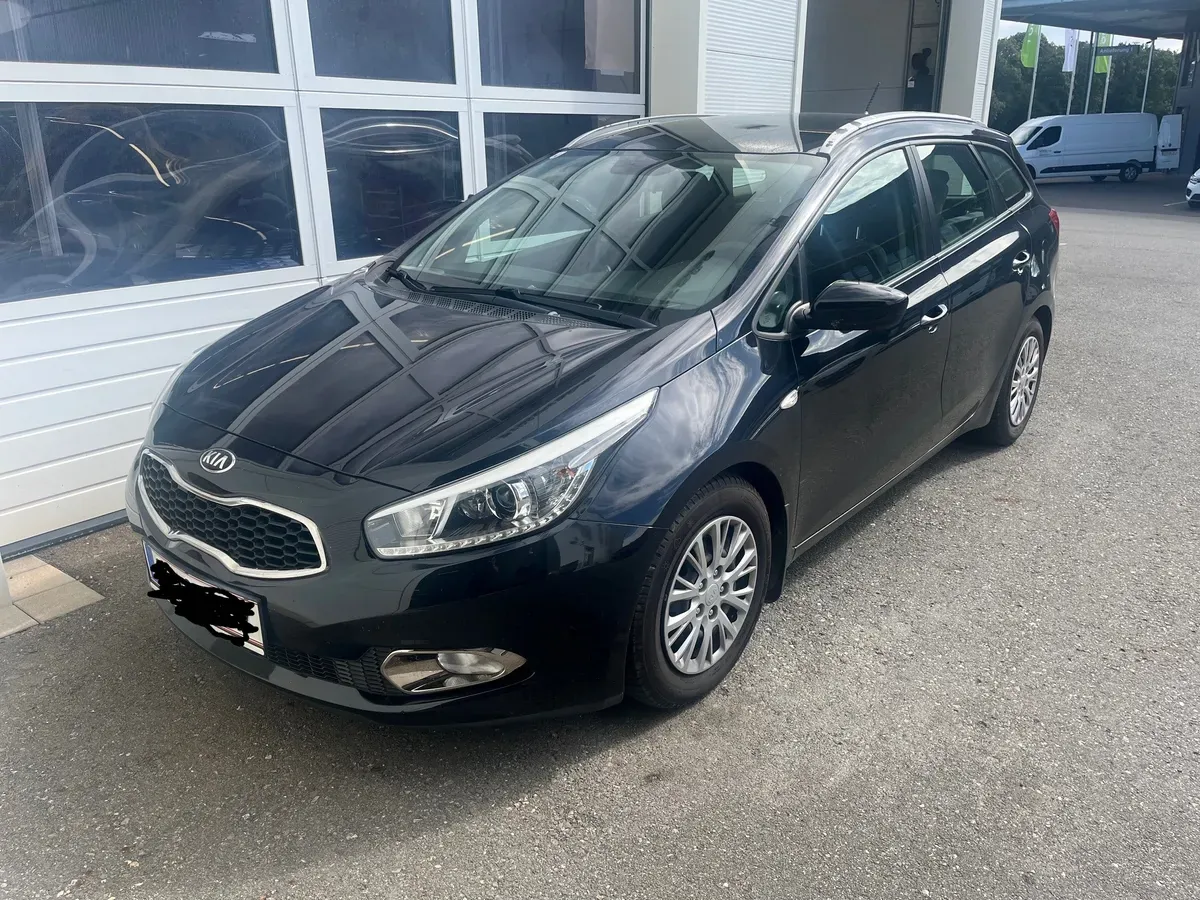 Kia Ceed 2013 photo 2