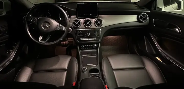 Mercedes-Benz Gla 2019 photo 2