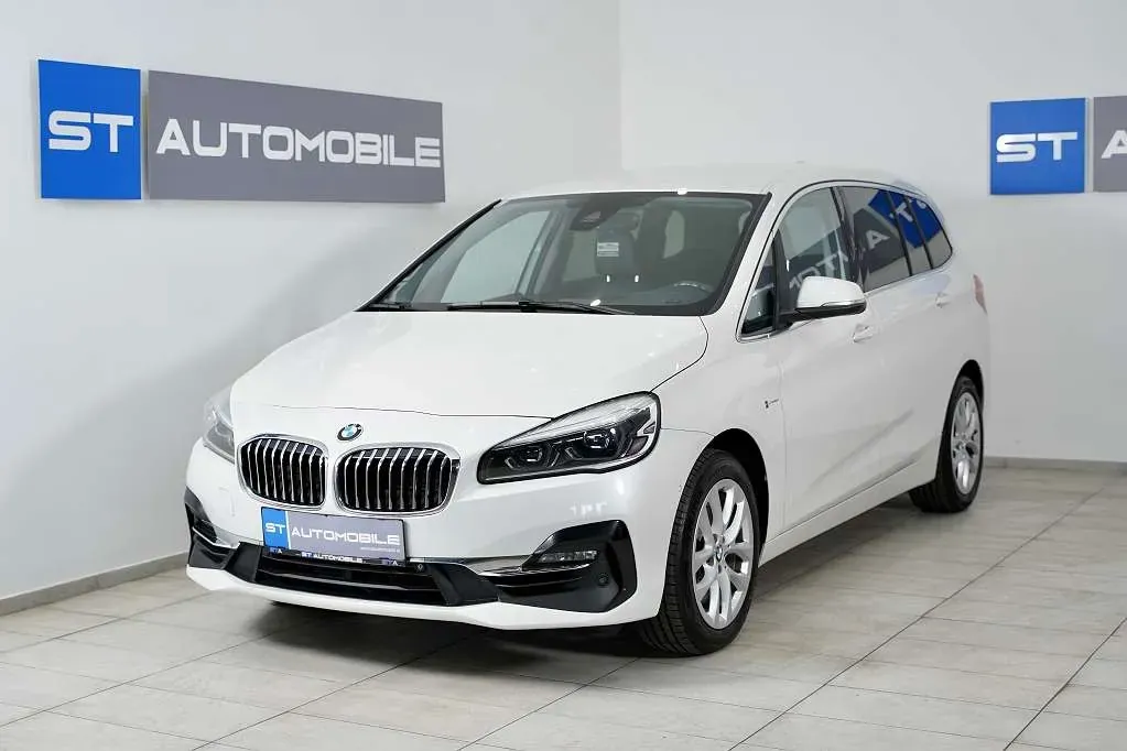 BMW 2 Series 2019 photo 3