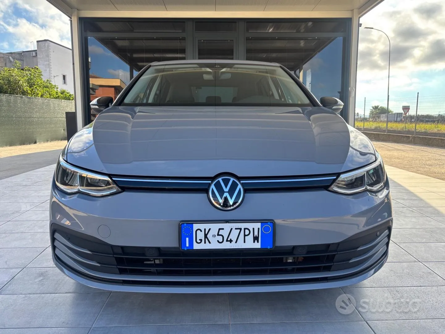 Volkswagen Golf 2022 photo 2