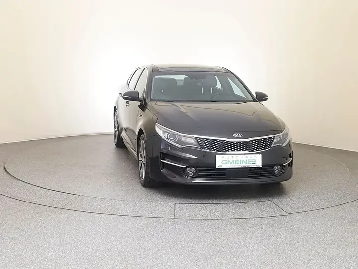 Kia Optima 2016 photo 2