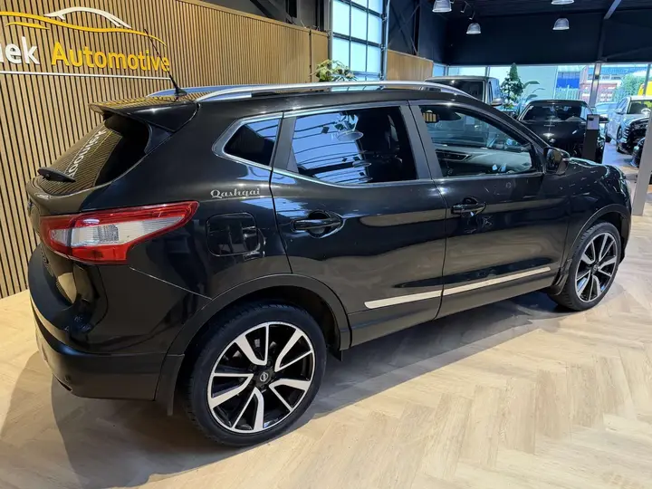 Nissan Qashqai 2015 photo 4