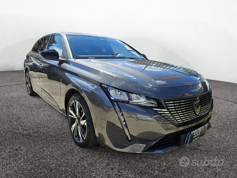 Peugeot 308 2023 photo 3
