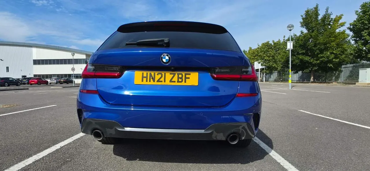 BMW 3 Series 2021 photo 5
