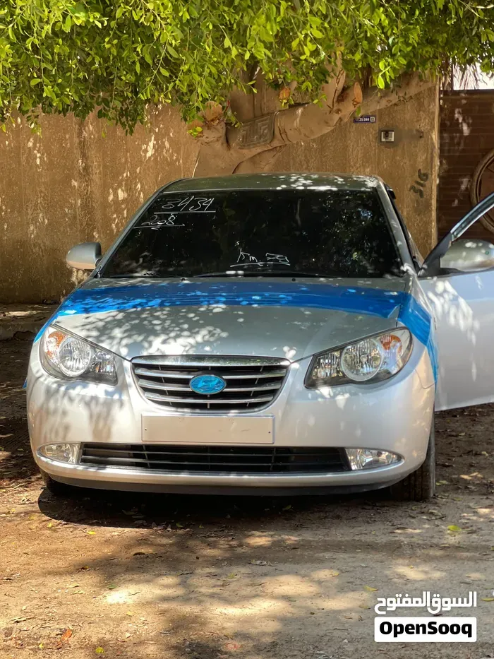 Hyundai Avante 2008 photo 2