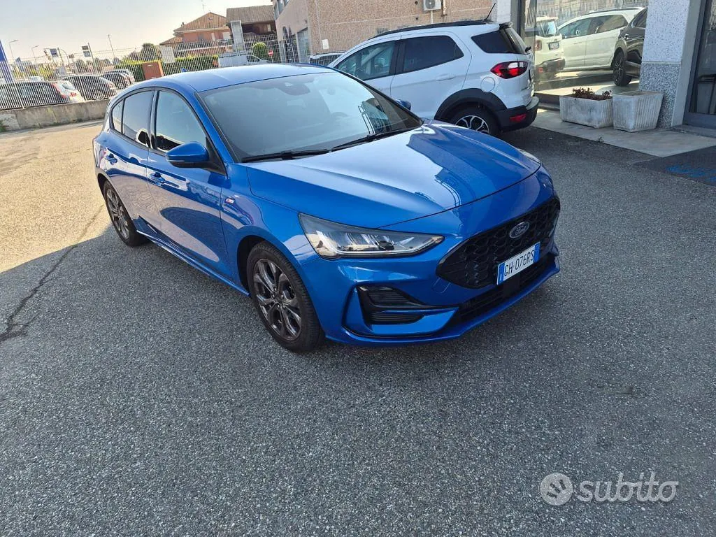 Ford Focus 2022 photo 3