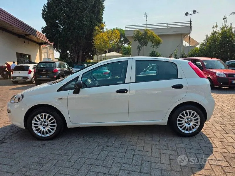 Fiat Punto 2017 photo 4