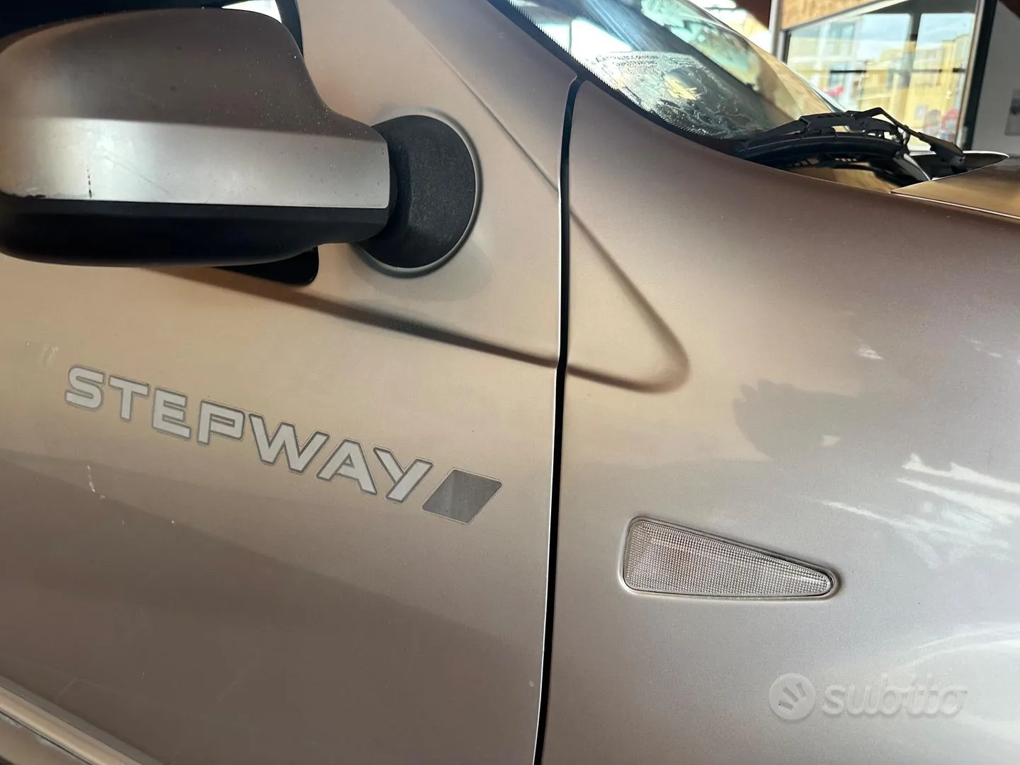 Dacia Sandero Stepway 2010 photo 3