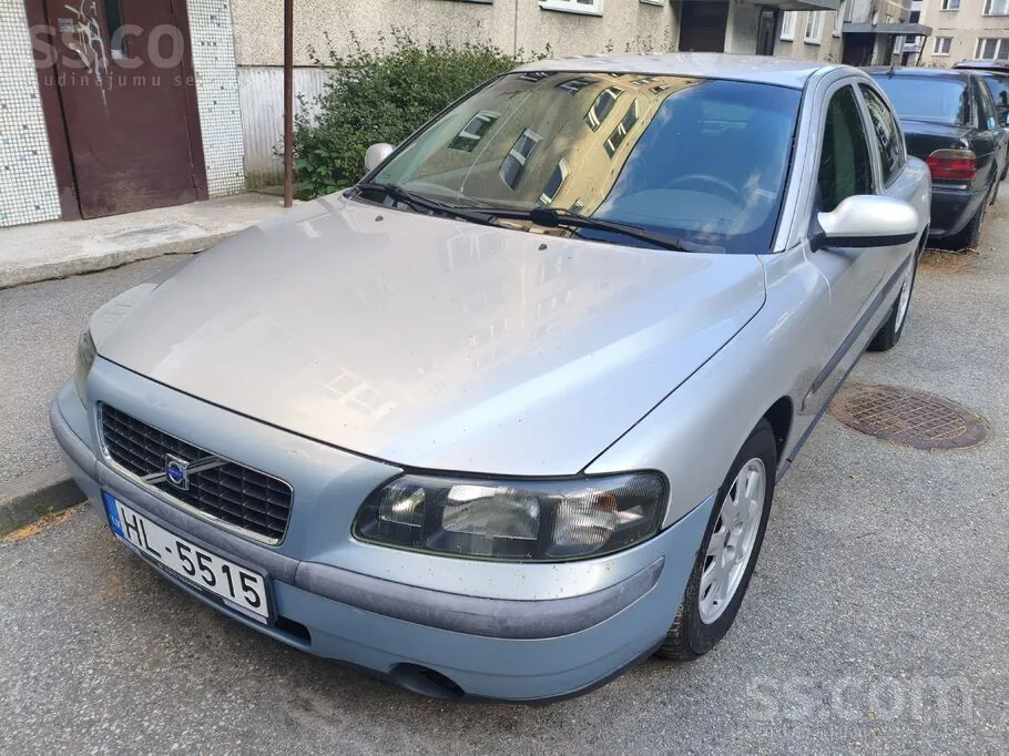 Volvo S60 2002 photo 2