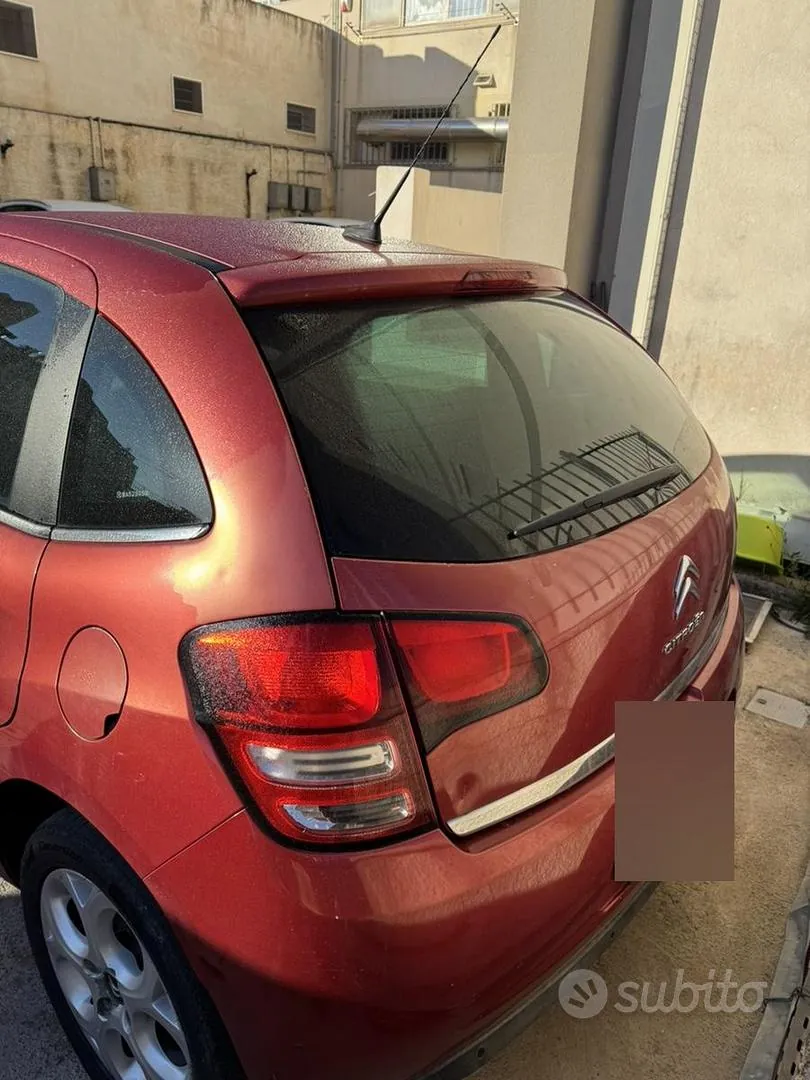 Citroen C3 2011 photo 4