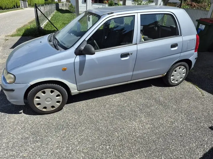 Suzuki Alto 2004 photo 2