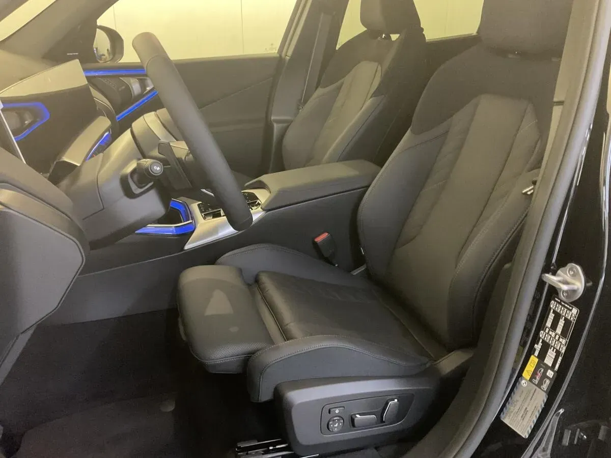 BMW X3 2026 photo 2
