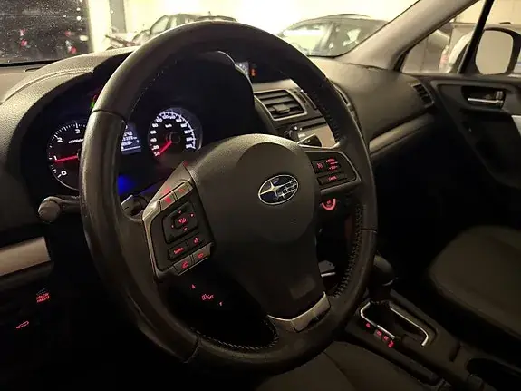 Subaru Forester 2015 photo 5