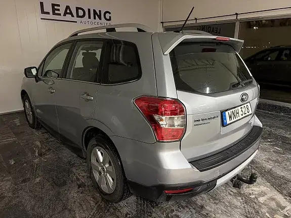 Subaru Forester 2015 photo 2