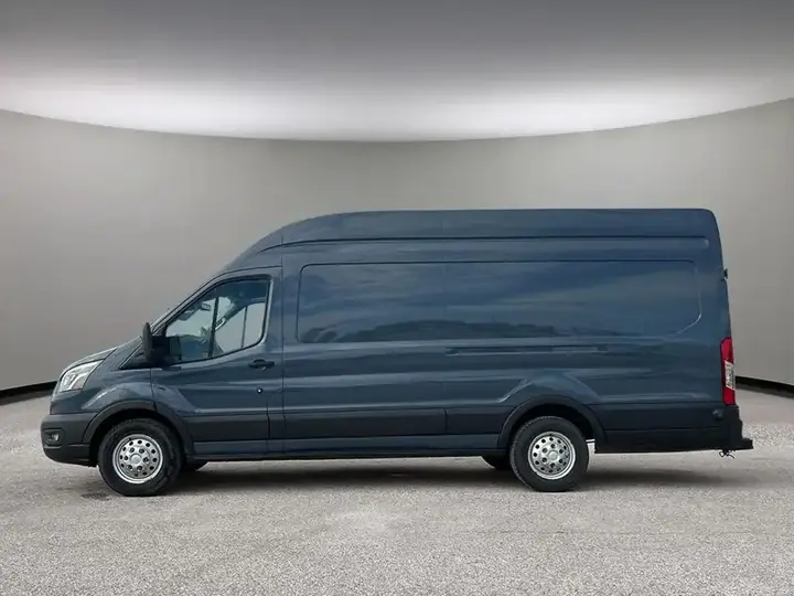 Ford Transit Cargo Van 2022 photo 5