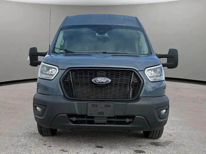 Ford Transit Cargo Van 2022 photo 3