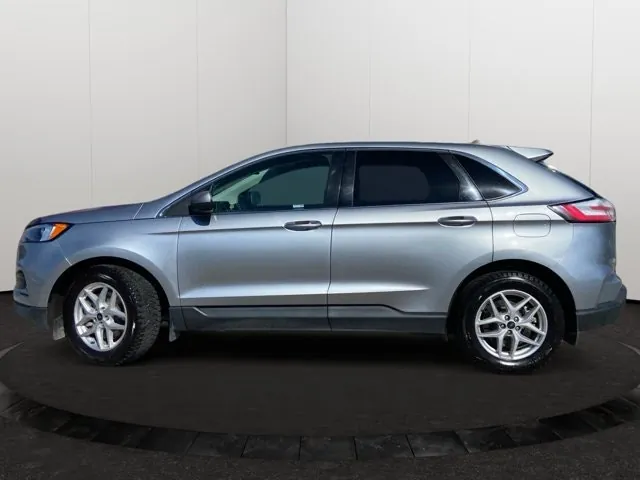 Ford Edge 2023 photo 2