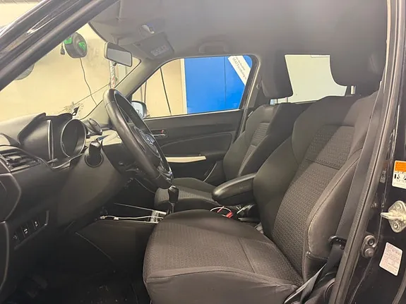 Suzuki Swift 2018 photo 5