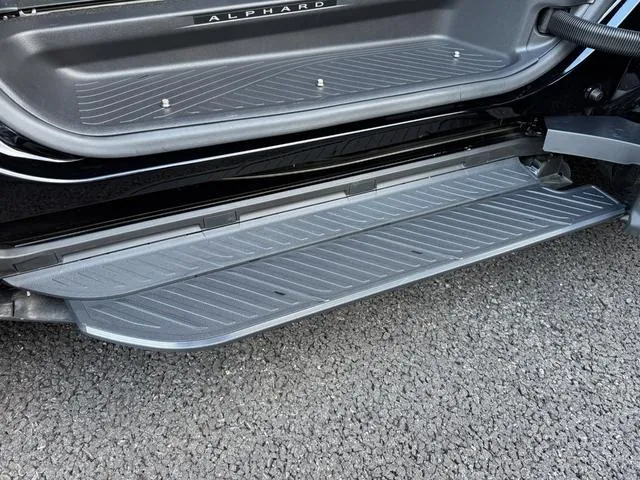 Toyota Alphard Hybrid Z 2025 photo 5