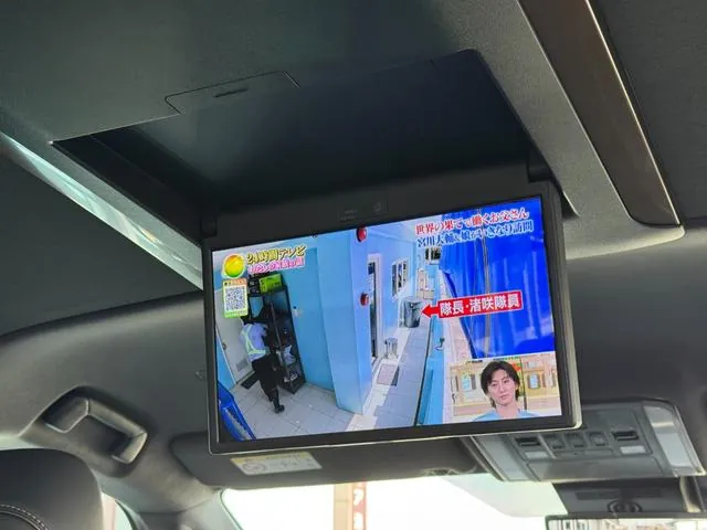 Toyota Alphard Hybrid Z 2025 photo 4