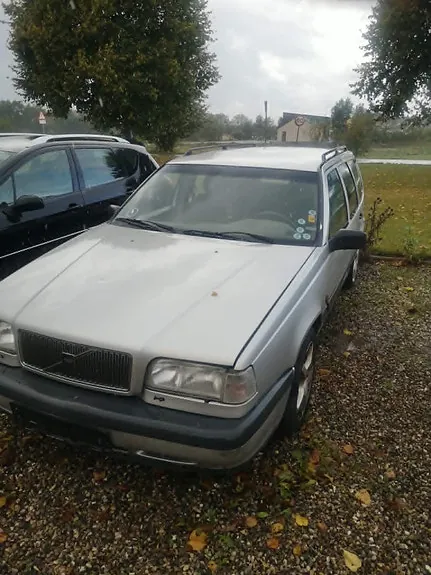 Volvo 850 1993 photo 3