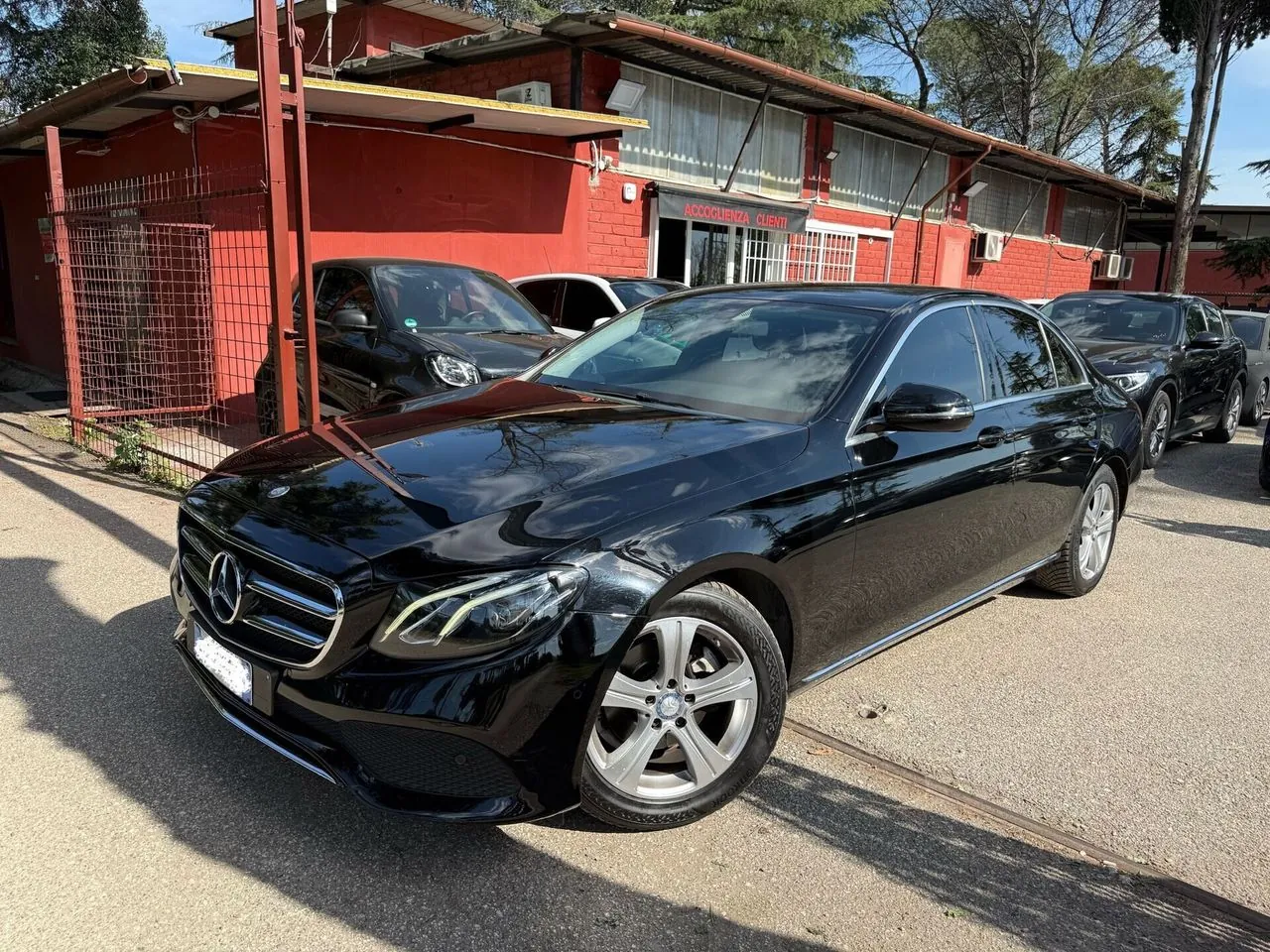 Mercedes-Benz E-Class 2017 photo 2