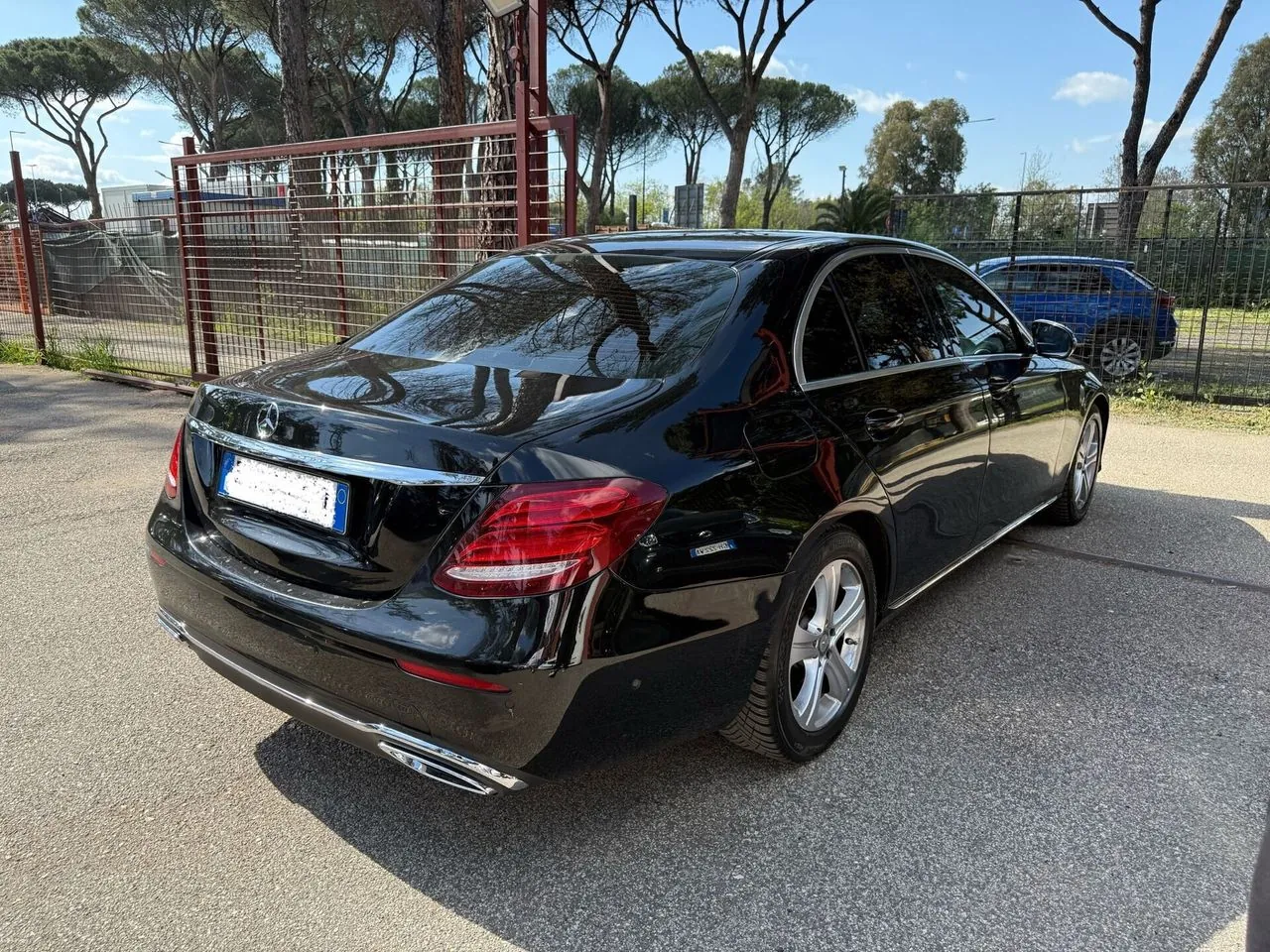 Mercedes-Benz E-Class 2017 photo 5