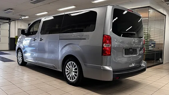 Peugeot Traveller 2022 photo 5