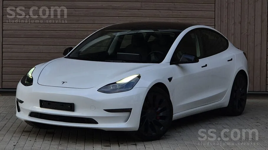 Tesla Model 3