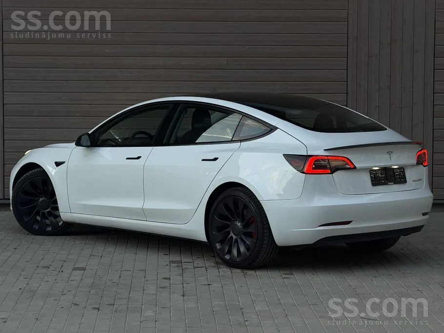 Tesla Model 3 2021 photo 5