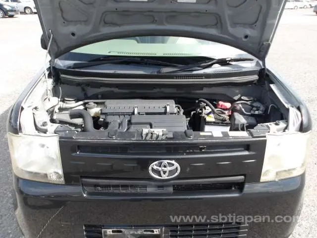 Toyota Pixis Space 2014 photo 5